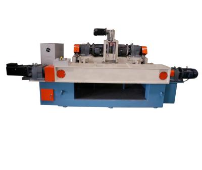Machine à éplucher