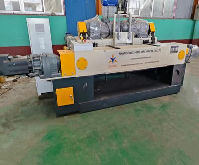 Machine à éplucher